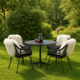 Tylstrup havebord inkl. 4 stole |  Ø120 cm 